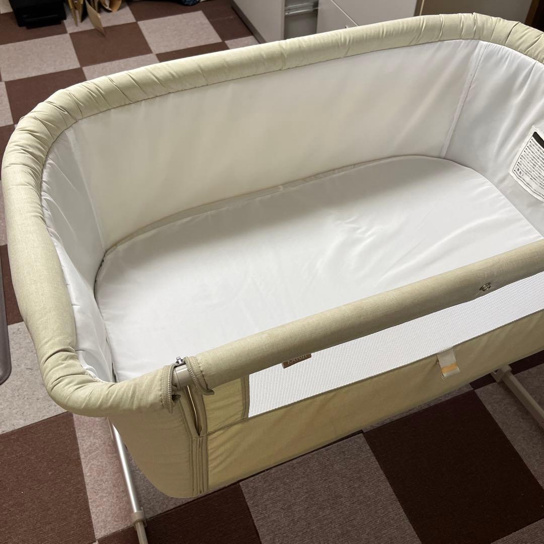 ベッドサイドベッド Soine