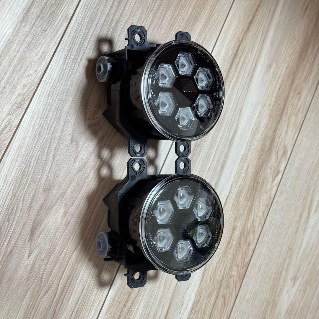BT5 新車外し　標準　LEDフォグランプ