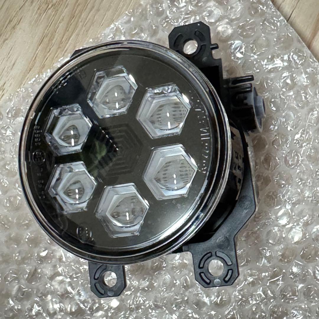 BT5 新車外し　標準　LEDフォグランプ