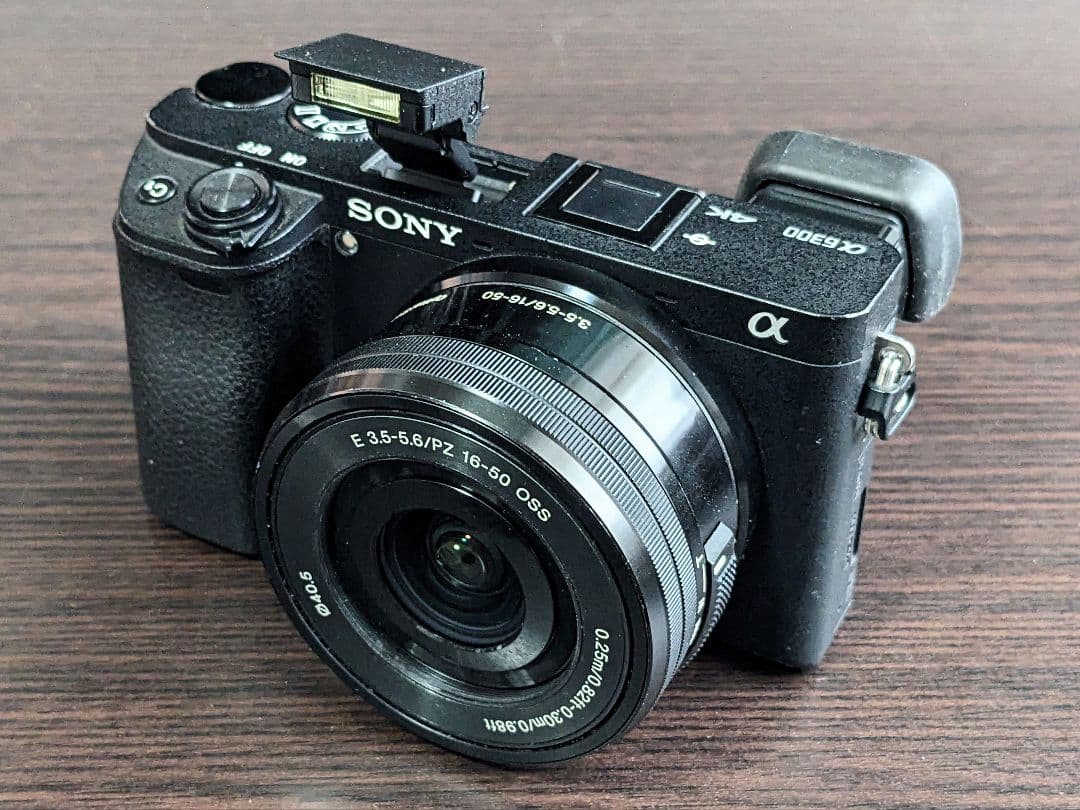Sony α6300 ILCE-6300L パワーズームレンズキット ケージ付