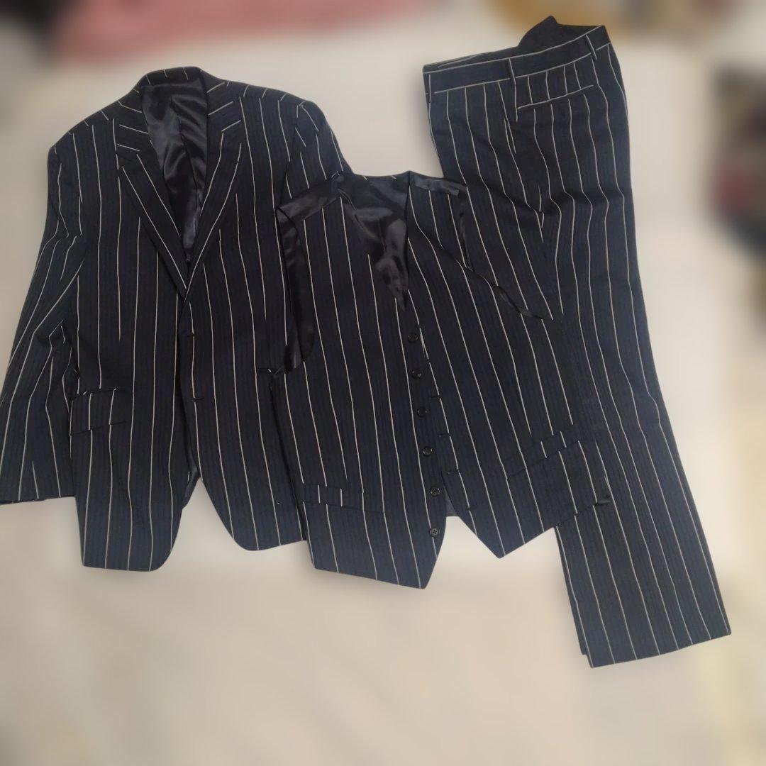 メンズティノラスのスリーピースです。