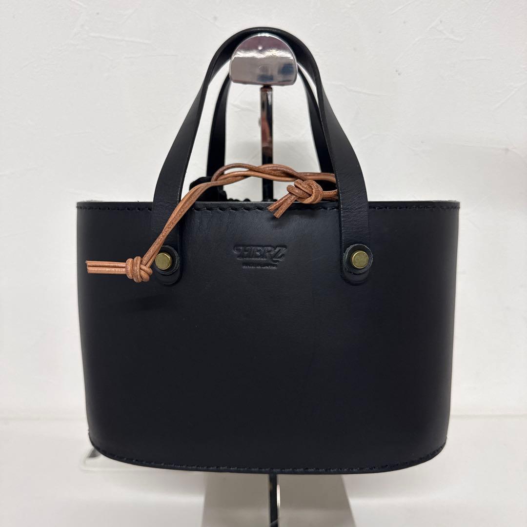 Herz ヘルツ レザー バケツ　巾着　トートバッグ　ハンドバッグ ブラック