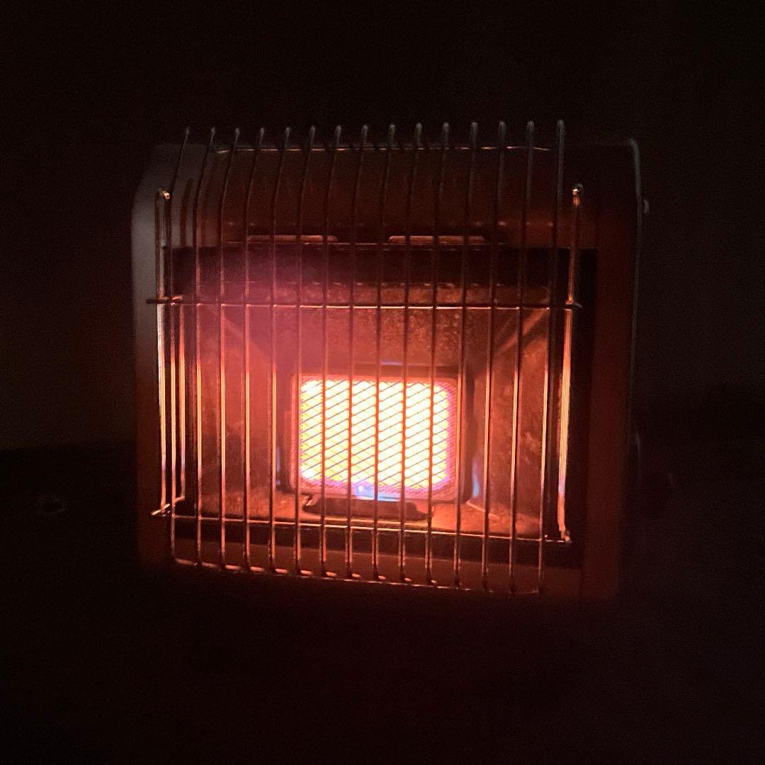 iwatani イワタニ◼︎カセットガスストーブ CB-STV-2 暖房 岩谷産業