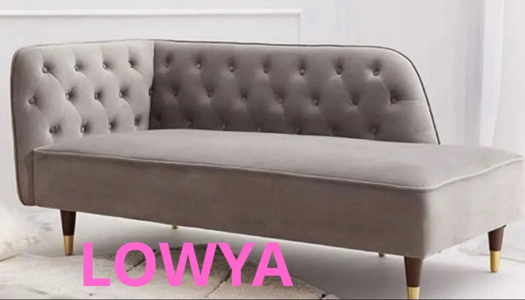 【12月27日まで出品予定】LOWYA グレー ベルベット ボタン留めソファ