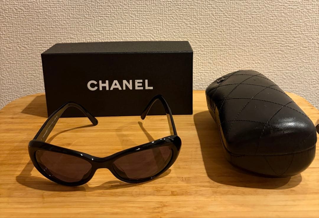 CHANEL ブラック サングラス 5119 ケース付