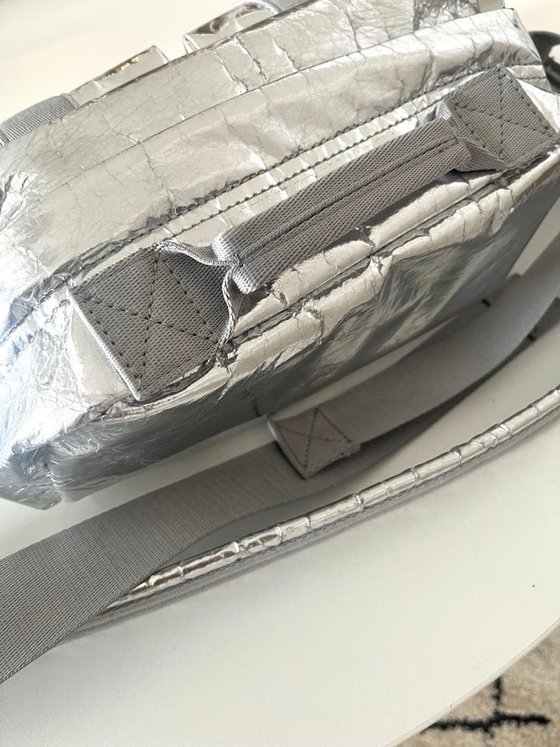 シルバー Classic Bow ボディバッグ