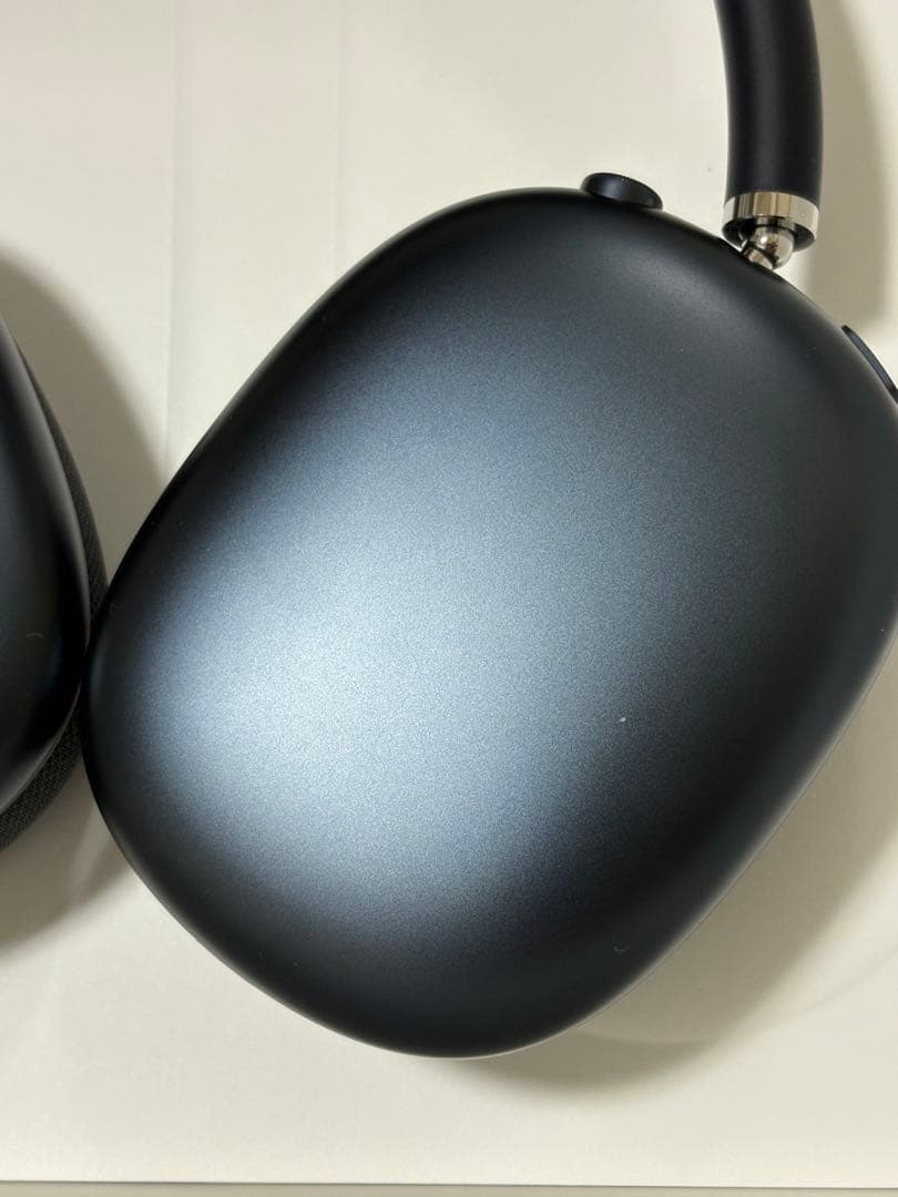 AirPods Max ブラック