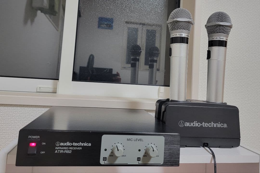 audio-technicaワイヤレスマイク、バッテリーチャージャー、レシーバ