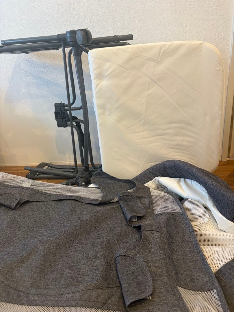 ベビーベット 折りたたみ　ZOOBLY