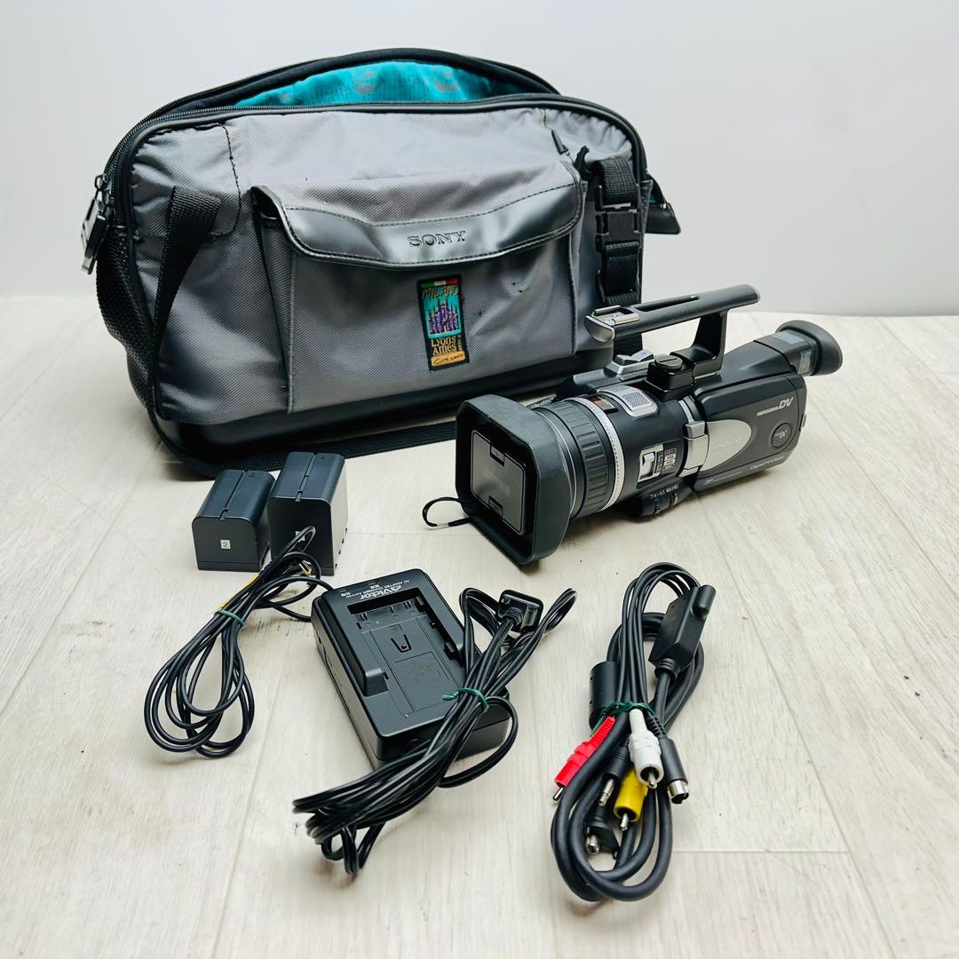 Victor デジタルビデオカメラ　JY-HD10
