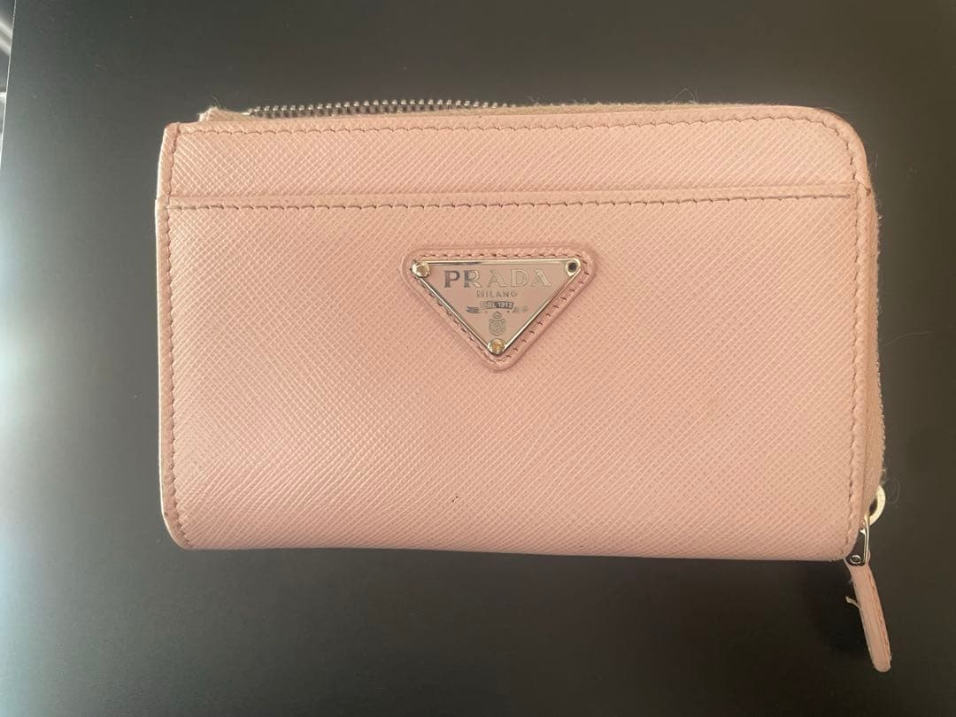 PRADA ピンク キーケース