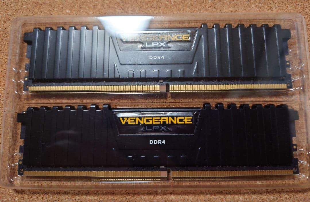 【PC】VENGEANCE LPX 8GB×2 DDR4 3200【メモリ】