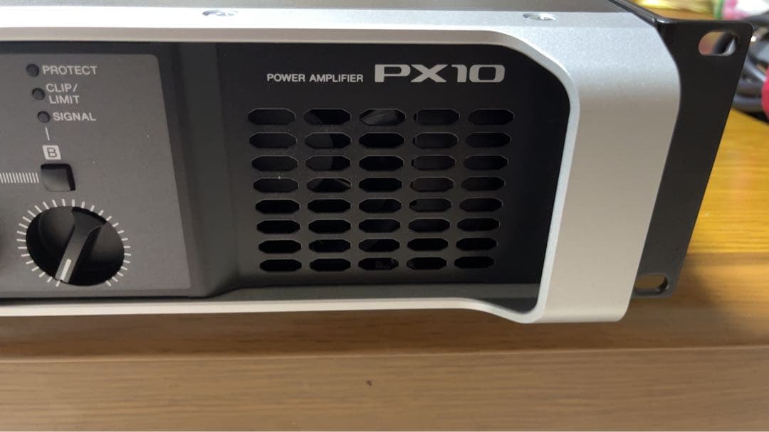 YAMAHA パワーアンプ PX10