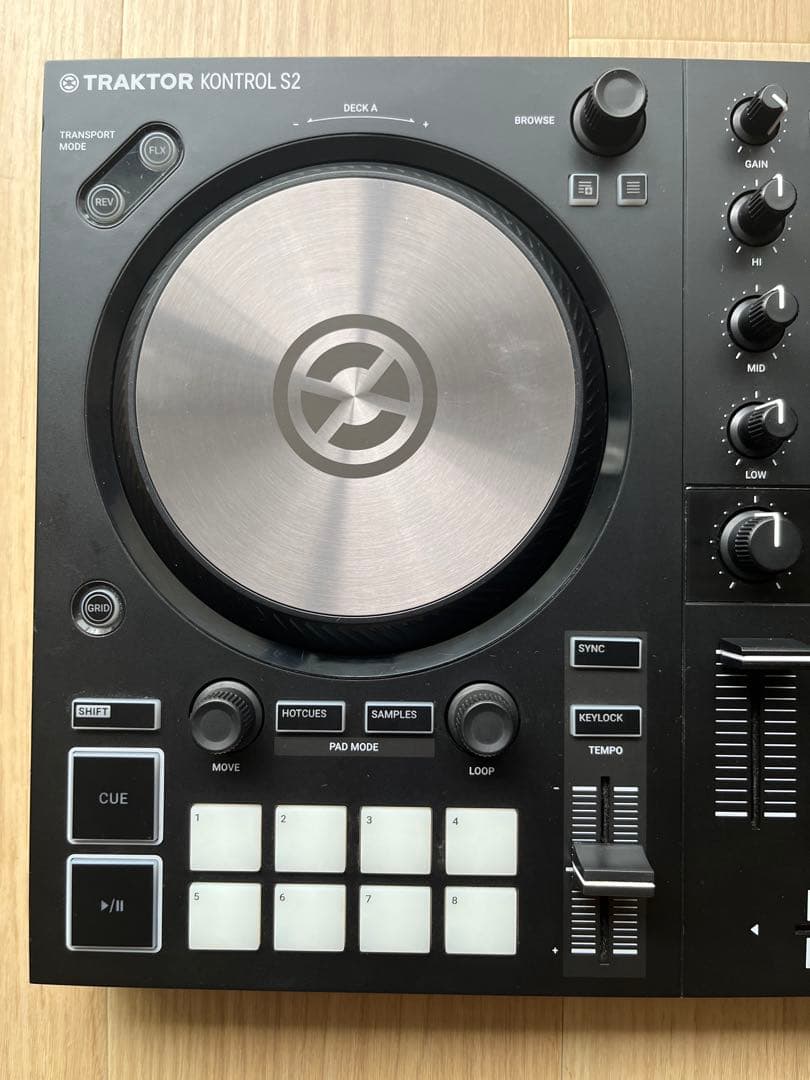 ③TRAKTOR KONTROL S2 MK3 DJコントローラー