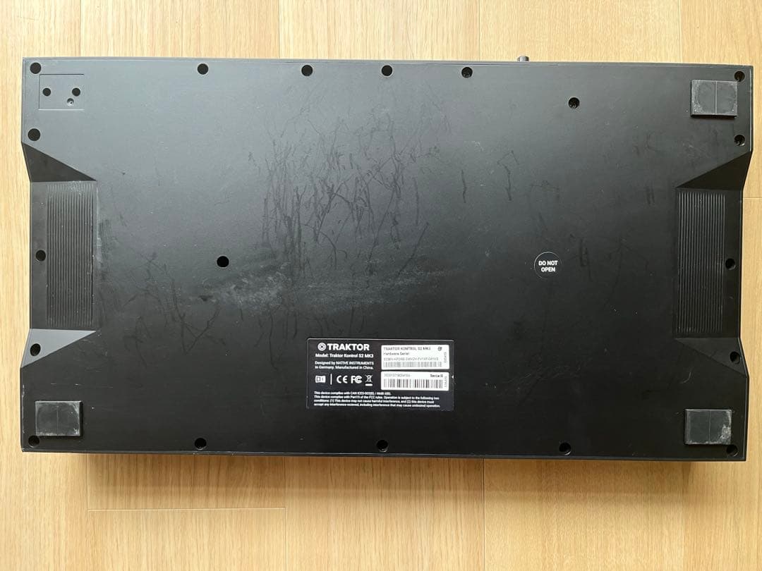 ③TRAKTOR KONTROL S2 MK3 DJコントローラー