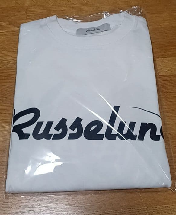 Russeluno ロングスリーブ　トレーナーホワイト　サイズ4 未開封