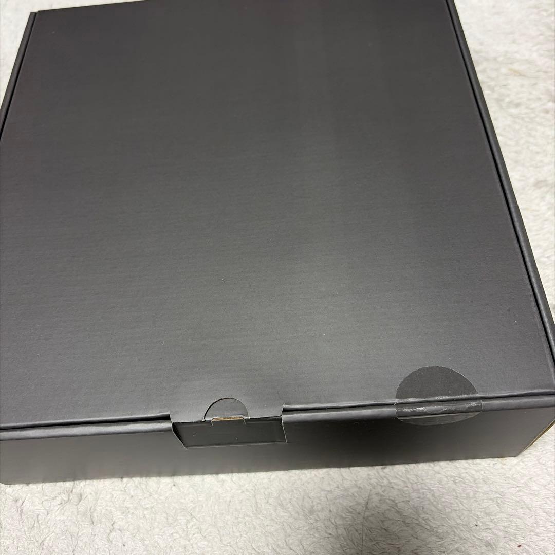 プロフェッショナル仕様のイオンヘアドライヤー、Nobby+ ND304B。ノビー