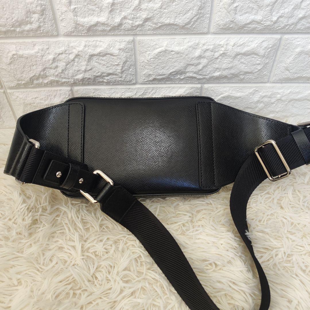 ☆極美品☆Vivienne Westwood ウエスト ボディバッグ オーブ