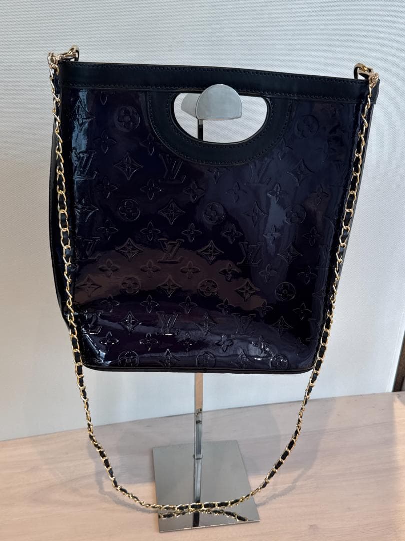 ルイヴィトン　スティルウッド　ヴェルティカル　モノグラムヴェルニ　アンディゴ