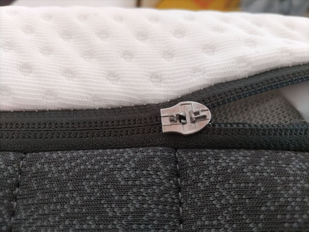 新生活応援セール！少々訳あり！エマ・スリープ エマ・ハイブリッドV2 セミダブル