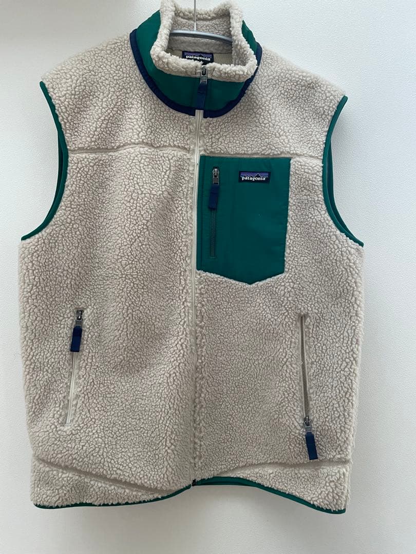 Patagonia フリースベスト アイボリー/グリーン