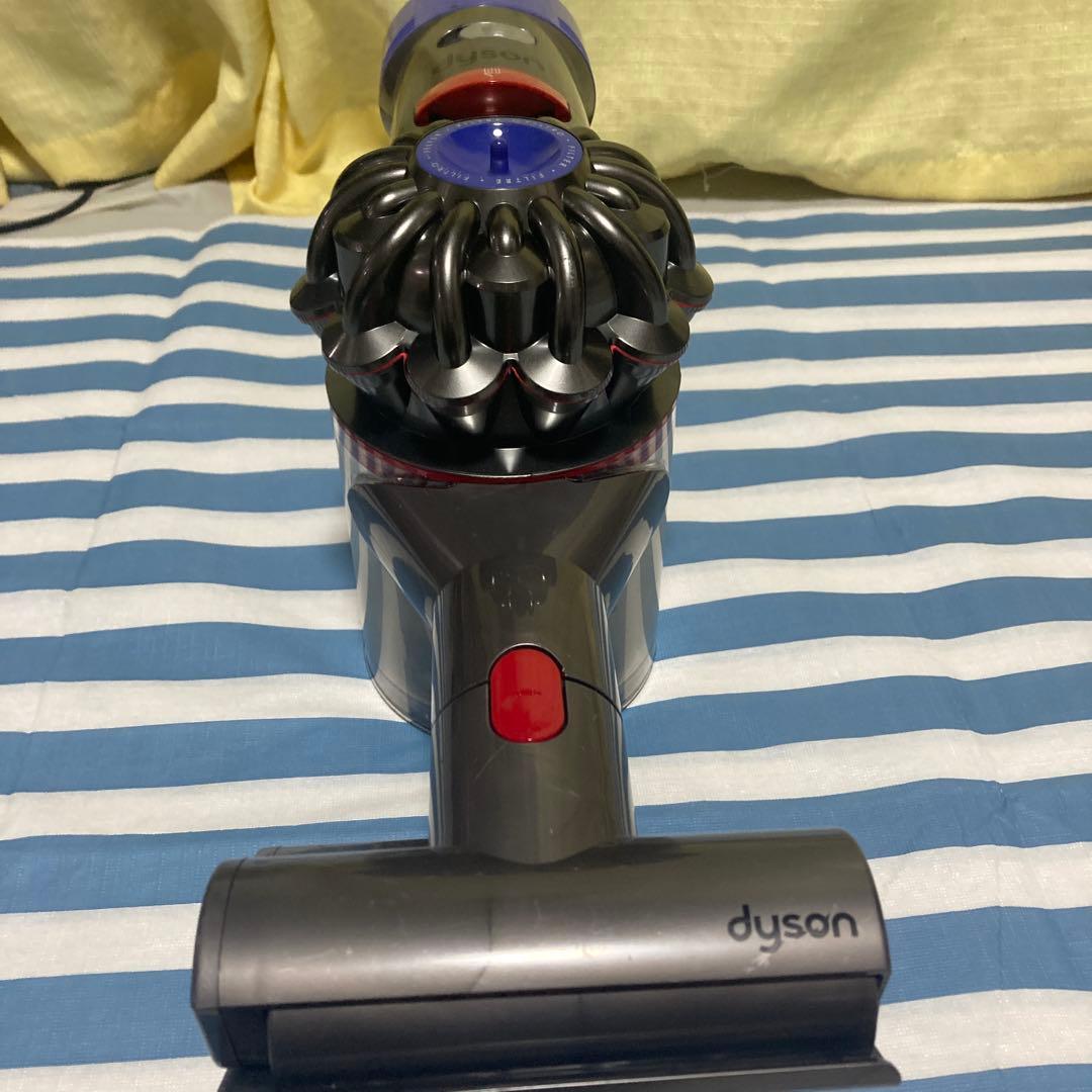 58さん専用ダイソン　ＳＶ11　分解清掃済（限定　床ブラシ、ホ－スサ－ビス）