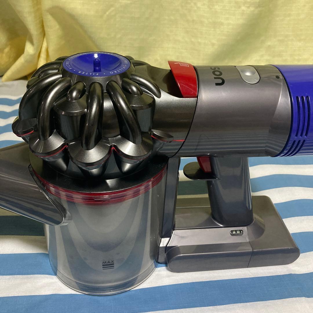 58さん専用ダイソン　ＳＶ11　分解清掃済（限定　床ブラシ、ホ－スサ－ビス）