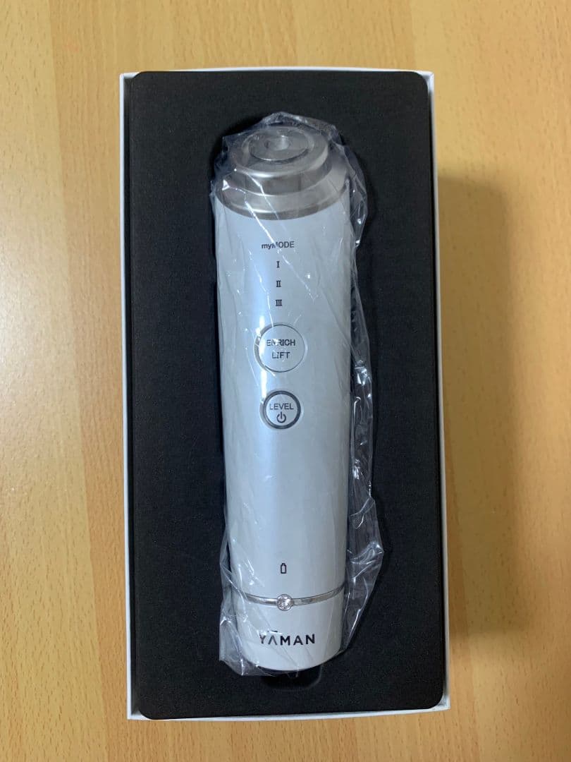 YA-MAN ヤーマン 美顔器　HAKEI ハケイ