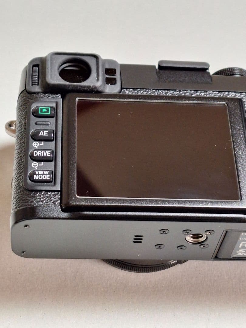 デジタルカメラ Fujifilm X100S