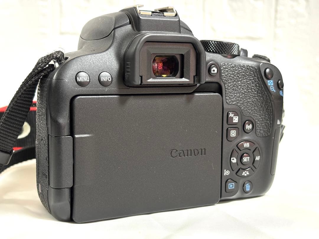 キャノンCanon EOS Kiss x9i ダブルズームキット　説明書・箱あり