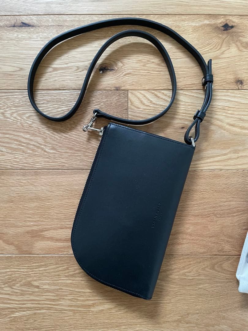 小物 URBAN BOBBY SUBWAY pouch/ BLACK