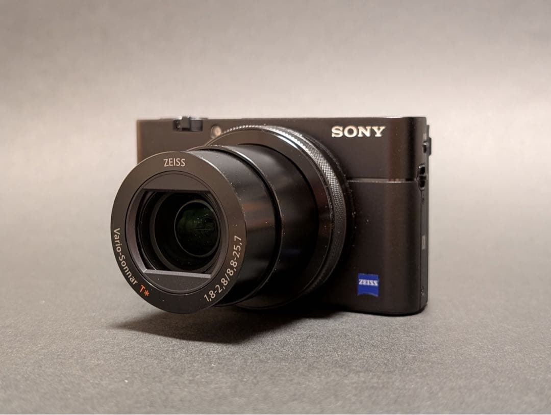 のぎ@再出品多し.いいねよりコメくださいSONY ソニー RX100M5A