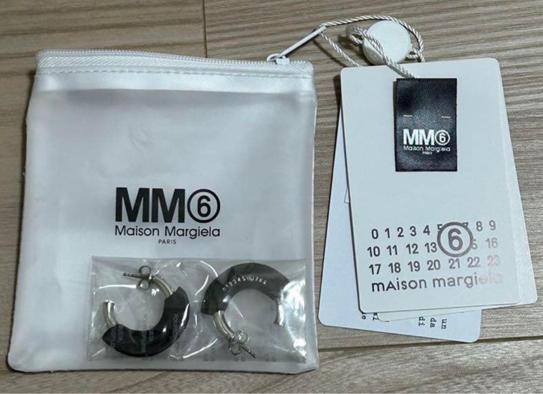MM6 Maison Margiela ナンバーズ ロゴ フープ ピアス