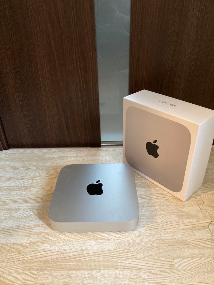 Apple Mac mini シルバー M2チップ本体と付属品、箱付き