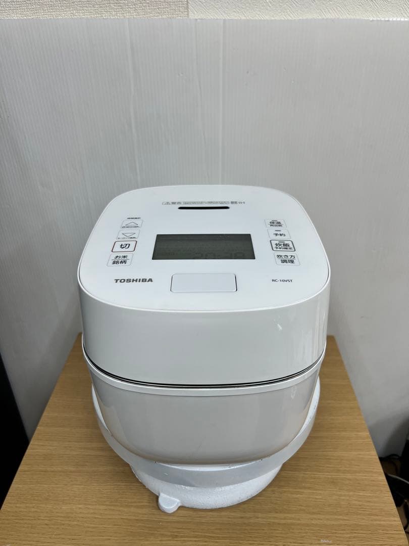 TOSHIBA 真空圧力IH炊飯器 RC-10VST 1.0L 2022年製