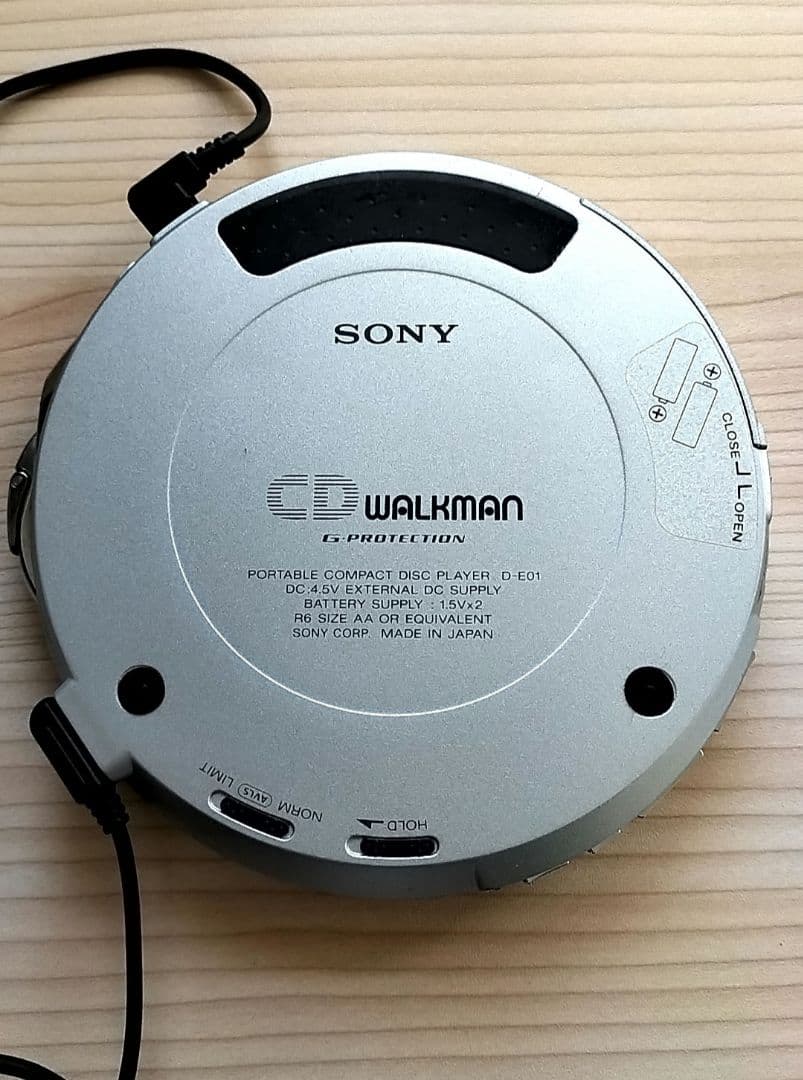 SONY CD WALKMAN D-E01 ソニー ポータブルCDプレーヤー