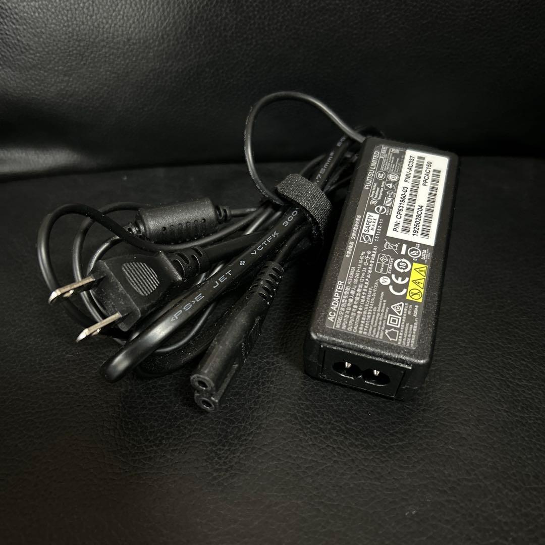 Windowsタブレット（富士通ARROWS Tab Q508/SE 文教モデル