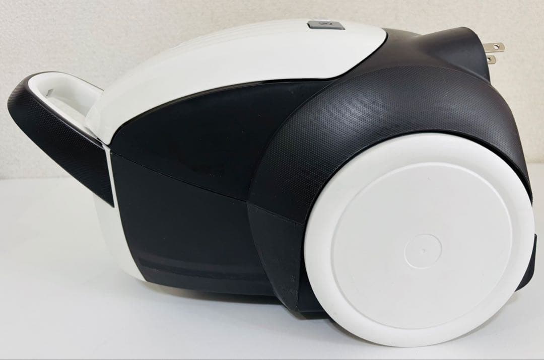 送料込み！Panasonic 紙パック式掃除機 MC-PKL19AJ-W d