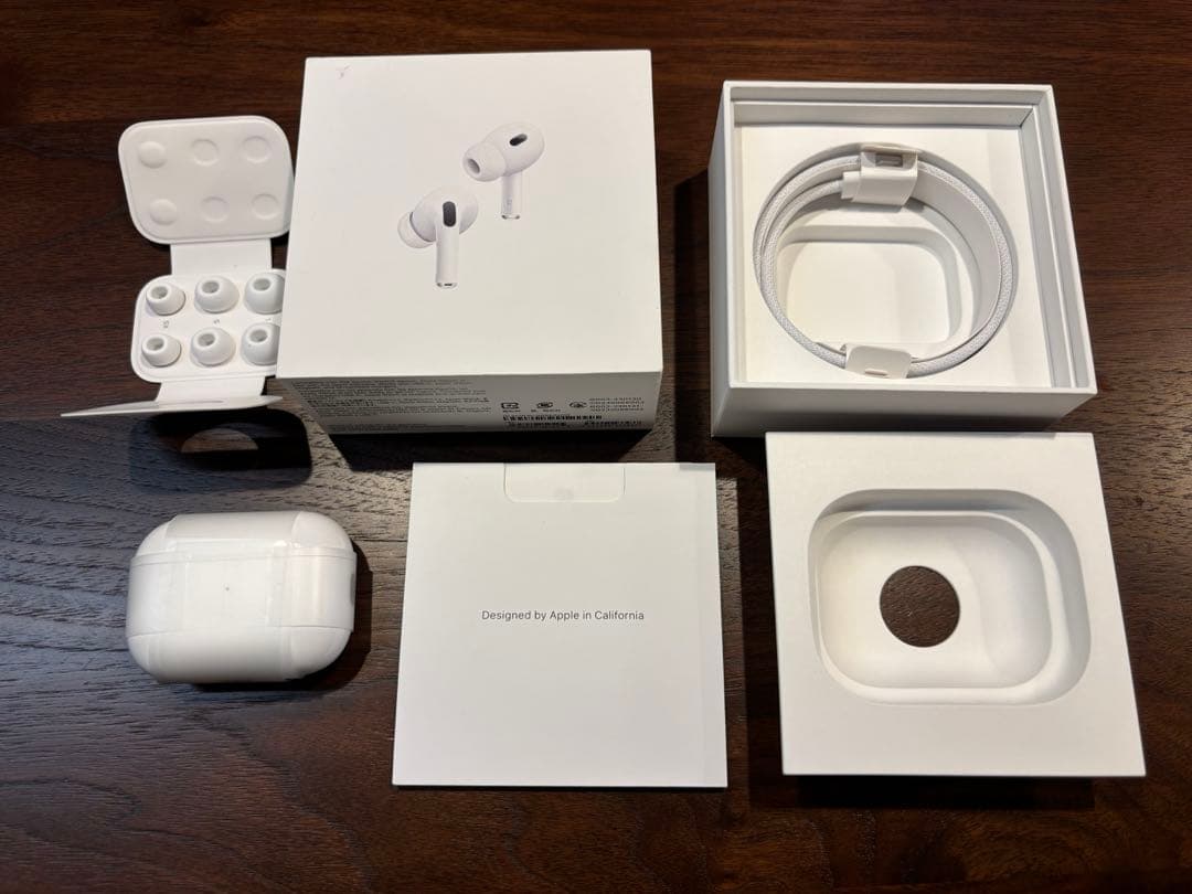 イヤホン AirPods pro2(Type-C)