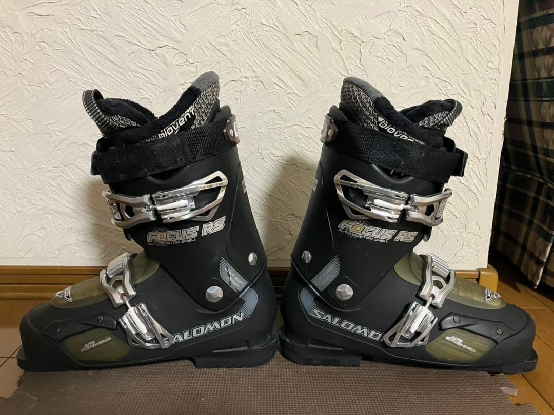 SALOMON　サロモン スキーブーツ 29.5cm 足幅広め 保温性高