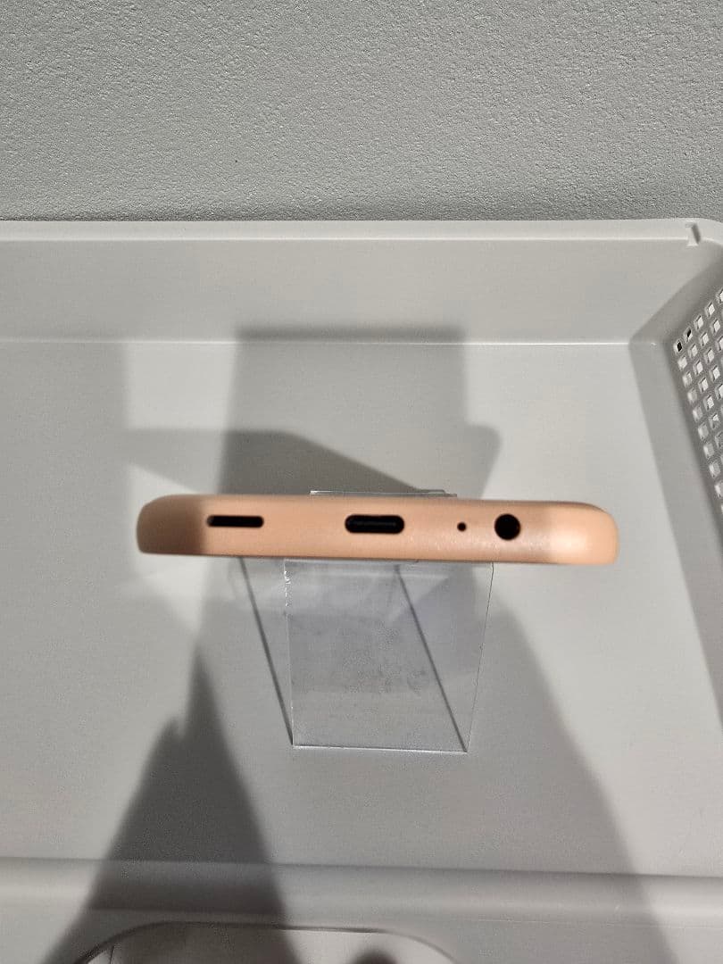 【超美品】arrows We2　F-52E　docomo　SIMフリー