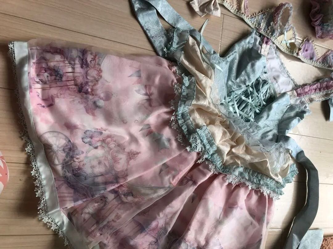 ロリータ　ワンピース カルーセル メリーゴーランド