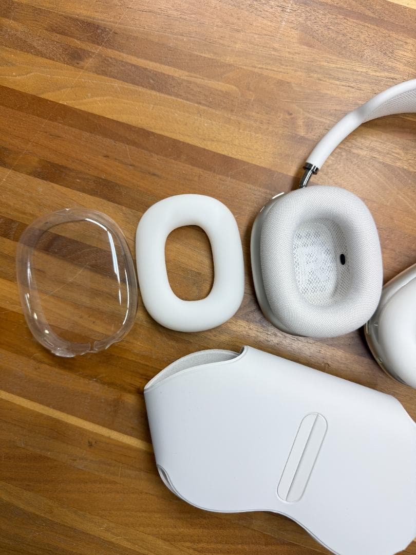 AirPods Pro Max スターライト　本体