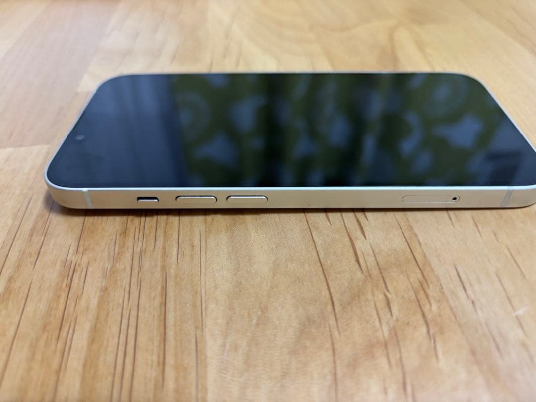 iPhone 13 256GB 81% SIMフリー　スターライト 本体