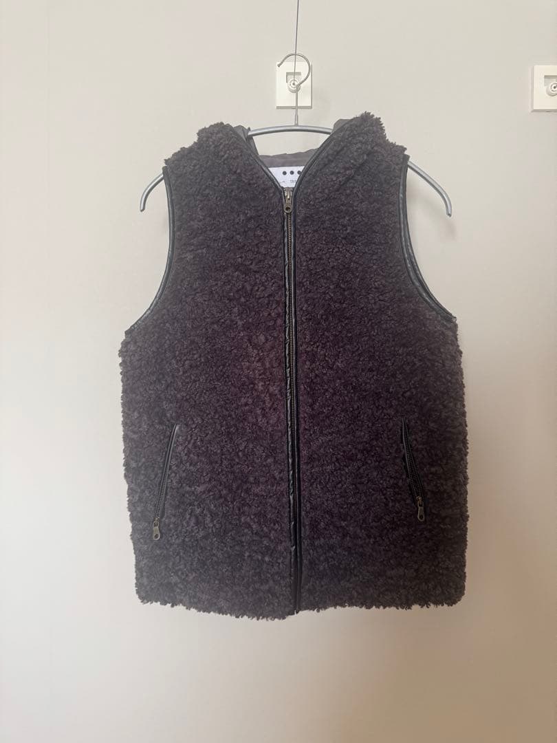 スリードッツ　プードルボアベスト