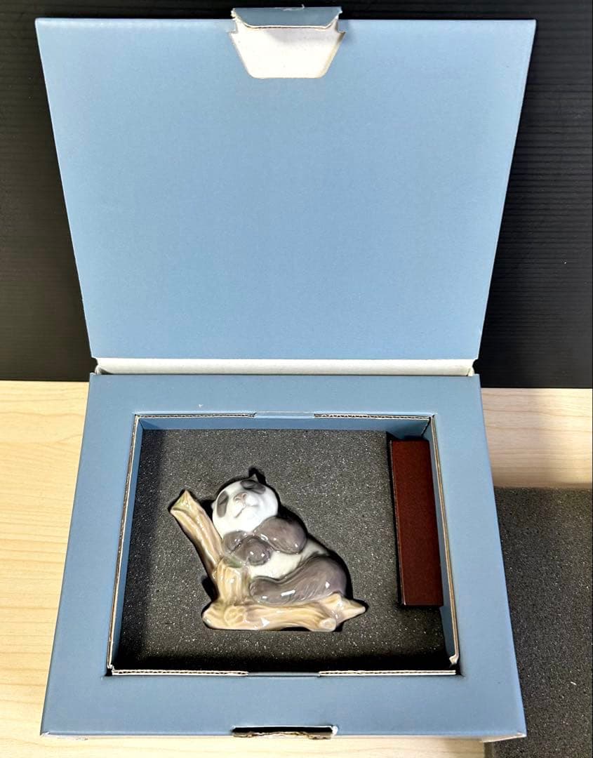 LLADRO リヤドロ　Lucky Panda 元箱台付き　※絶版 未使用保管品