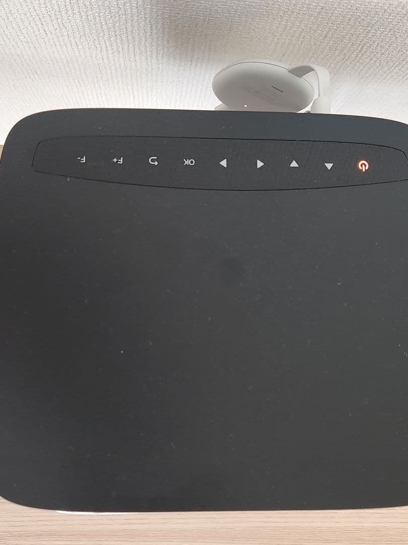 ア*ン様 WiMiUS ホームプロジェクター P64