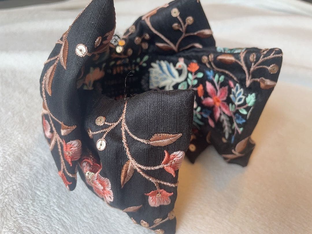 【そらまる】yuminique 刺繍柄ヘッドドレス