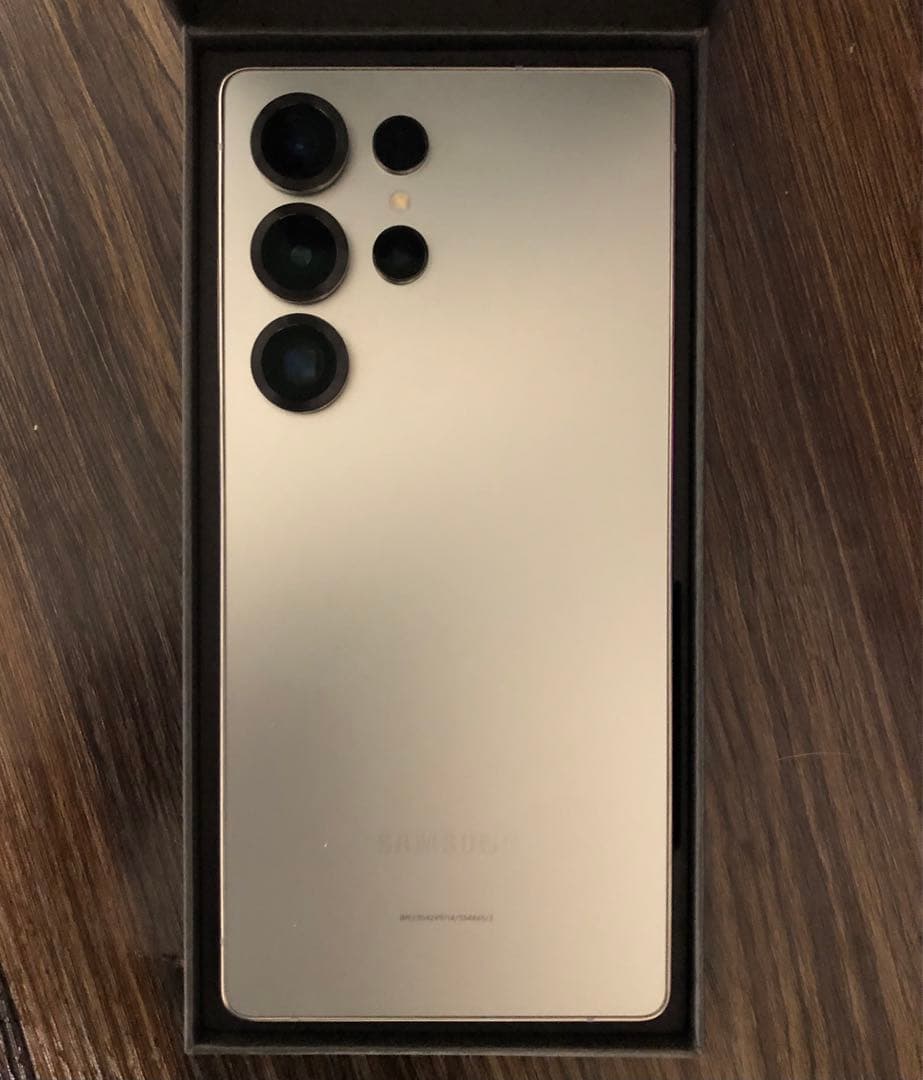 美品 国内版 SIMフリー Galaxy S25 Ultra グリーン 1TB