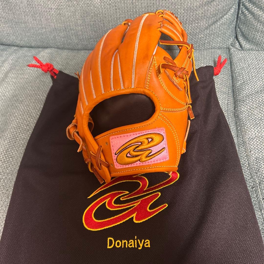 ドナイヤ　グローブ　軟式用　DJNII 内野手